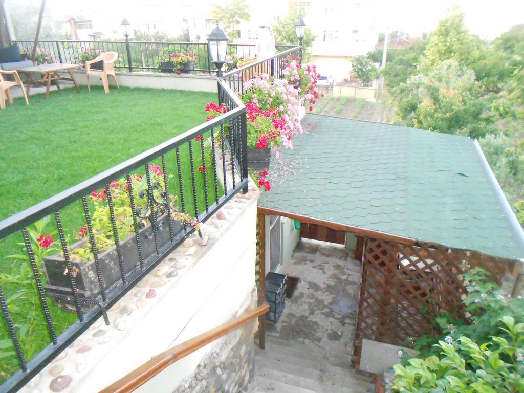 Irmak Family Pension & Apartments เอเจลบัท ภายนอก รูปภาพ